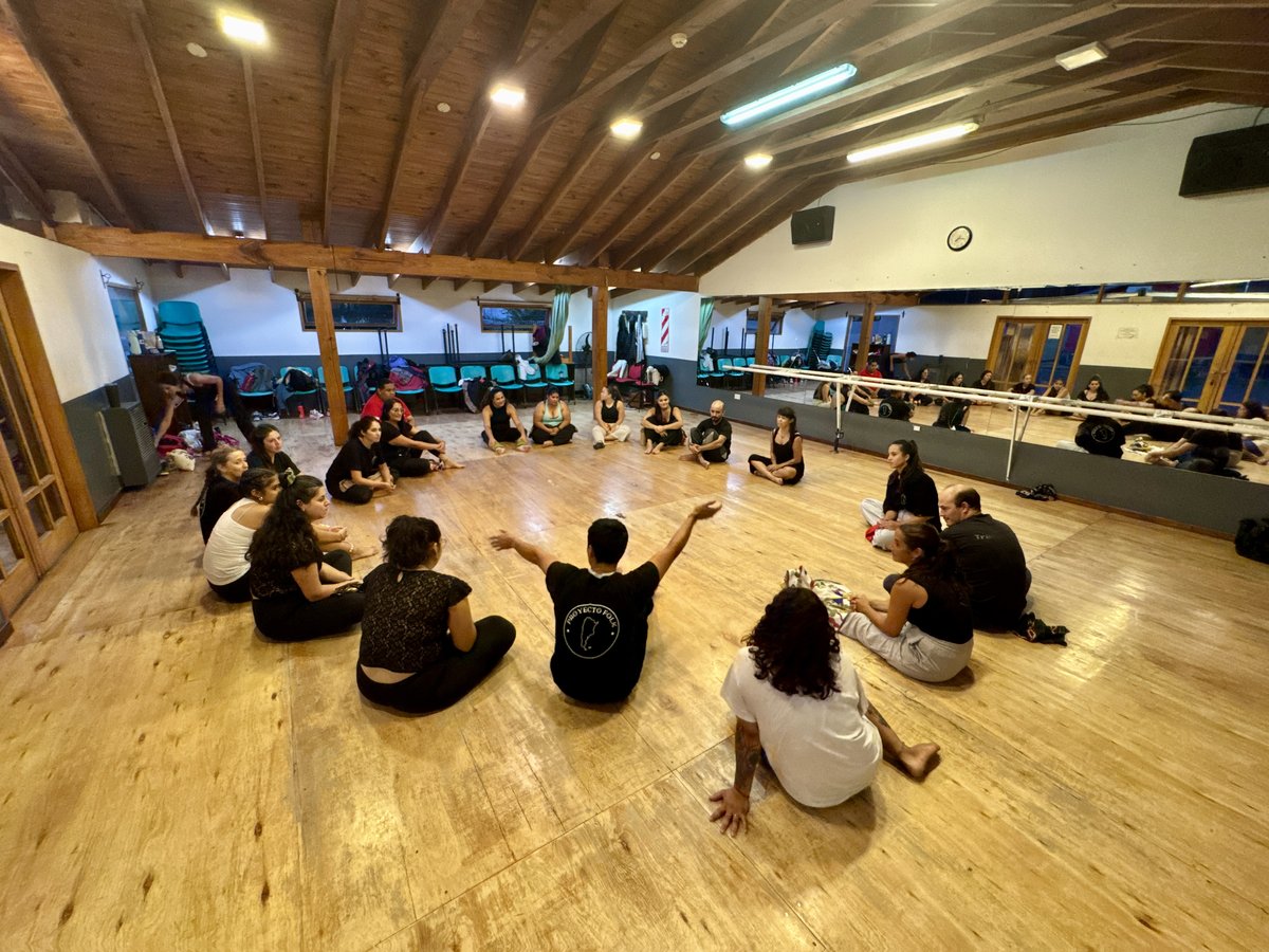Clase de danza Proyecto Folk